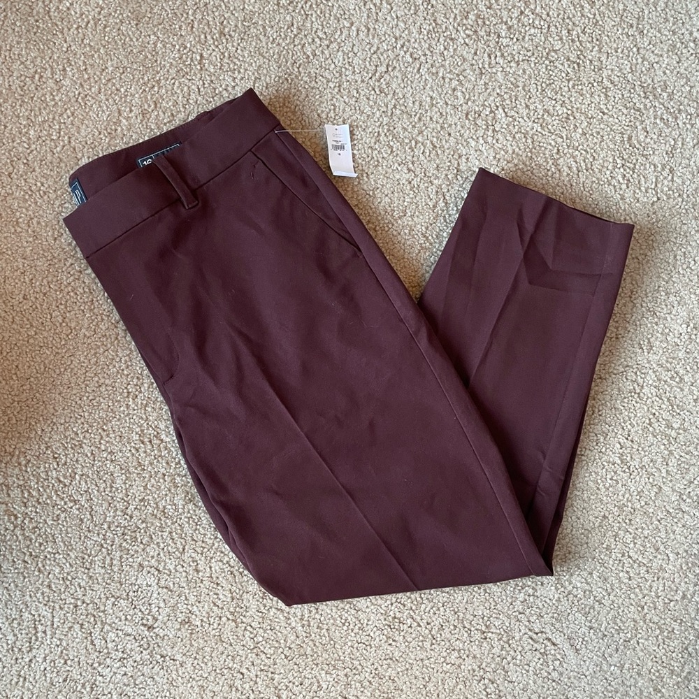 NWT Gap burgundy ankle length pants size 16